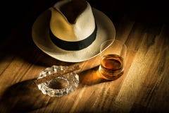 Resultado de imagem para whisky e charuto e chapeu