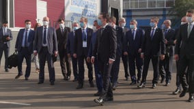 02-10-2020 RUSSIA, KAZAN: politicians walk down the street