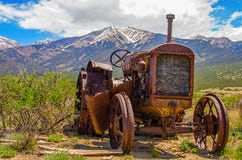 Rusty Old Tractor Royalty Free Stock Photos Rusty Old Tractor Royalty Free Stock Photos