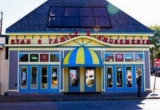 Ryan Family Amusements, calle del Támesis, Newport, RI imagen de archivo Ryan Family Amusements, calle del Támesis, Newport, RI imagen de archivo
