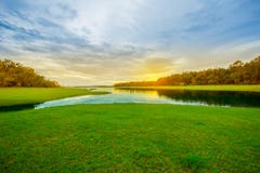Rzeka, Riverbank, wiosna, lato, woda obraz royalty free Rzeka, Riverbank, wiosna, lato, woda obraz royalty free