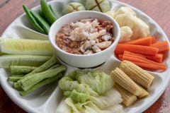 Räka Chili Sauce och thai grönsaker arkivbilder Räka Chili Sauce och thai grönsaker arkivbilder