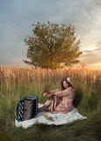 Rétro femme dans le domaine Rétro femme dans le domaine