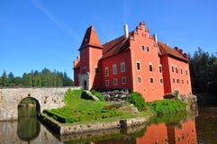 Röd slott för den Cervena Lhota â€en ”i södra bohemia, Tjeckien royaltyfri fotografi Röd slott för den Cervena Lhota â€en ”i södra bohemia, Tjeckien royaltyfri fotografi