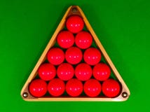 Röda snookerbollar i triangel Royaltyfri Bild Röda snookerbollar i triangel Royaltyfri Bild
