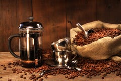 Sack Of Coffee Beans With French Press Royalty Free Stock Images Sack Of Coffee Beans With French Press Royalty Free Stock Images