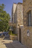 Safed, Israel - 4 de septiembre de 2015: Niños judíos ortodoxos adentro imagen de archivo Safed, Israel - 4 de septiembre de 2015: Niños judíos ortodoxos adentro imagen de archivo