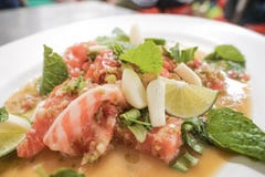 Salada salmon Seared fotografia de stock Salada salmon Seared fotografia de stock