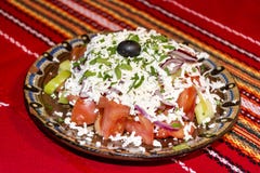 Salade bulgare traditionnelle de shopska Photos stock Salade bulgare traditionnelle de shopska Photos stock