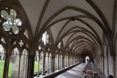 SALISBURY, WILTSHIRE/UK - 21 MARZO: Conventi alla cattedrale di Salisbury fotografia stock SALISBURY, WILTSHIRE/UK - 21 MARZO: Conventi alla cattedrale di Salisbury fotografia stock