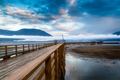 Salmon Arm Wharf in Columbia Britannica, Canada immagine stock Salmon Arm Wharf in Columbia Britannica, Canada immagine stock