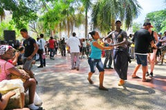Salsa calda a Avana calda, Cuba fotografia stock libera da diritti Salsa calda a Avana calda, Cuba fotografia stock libera da diritti