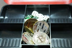Sammlung cryptocurrency in einem Lockbox lizenzfreies stockfoto Sammlung cryptocurrency in einem Lockbox lizenzfreies stockfoto