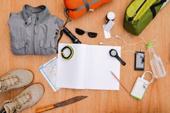 Sammlung der Reise, kampierend, Rucksack für die Erforschung stockbild Sammlung der Reise, kampierend, Rucksack für die Erforschung stockbild