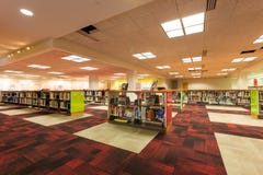 SAN ANTONIO, TEKSAS San Antonio Środkowa biblioteka główna gałąź biblioteka publiczna - dopasowanie 26, 2018 - zdjęcie royalty free SAN ANTONIO, TEKSAS San Antonio Środkowa biblioteka główna gałąź biblioteka publiczna - dopasowanie 26, 2018 - zdjęcie royalty free