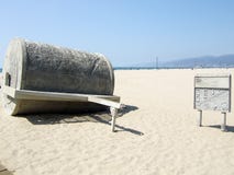 Santa Monica-kunsthulpmiddel om in het zand te rollen royalty-vrije stock afbeeldingen Santa Monica-kunsthulpmiddel om in het zand te rollen royalty-vrije stock afbeeldingen