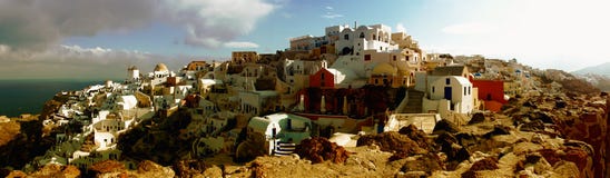 Santorini-Panorama Oia-Stadttraditionelle Häuser lizenzfreie stockbilder Santorini-Panorama Oia-Stadttraditionelle Häuser lizenzfreie stockbilder