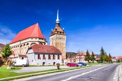 Saschiz ha fortificato la chiesa, la Transilvania, Romania fotografia stock Saschiz ha fortificato la chiesa, la Transilvania, Romania fotografia stock
