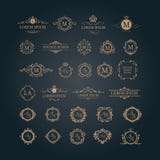 Satz elegante Blumenmonogramme und Grenzen stock abbildung Satz elegante Blumenmonogramme und Grenzen stock abbildung