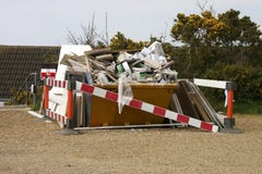 Saut complètement des déchets photographie stock Saut complètement des déchets photographie stock
