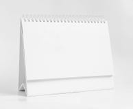 Schreibtisch-Spiralenkalender des leeren Papiers lizenzfreie stockbilder Schreibtisch-Spiralenkalender des leeren Papiers lizenzfreie stockbilder