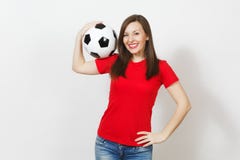 Schöne europäische junge Leute, Fußballfan oder Spieler auf weißem Hintergrund Sport, Spiel, Gesundheit, gesundes Lebensstilkonze stockfotografie Schöne europäische junge Leute, Fußballfan oder Spieler auf weißem Hintergrund Sport, Spiel, Gesundheit, gesundes Lebensstilkonze stockfotografie