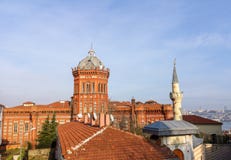 Scuola rossa greca della High School di Fener fotografie stock libere da diritti Scuola rossa greca della High School di Fener fotografie stock libere da diritti