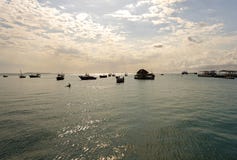 Seascape Занзибара в каменном острове городка, Танзании на заходе солнца с стоковые фото Seascape Занзибара в каменном острове городка, Танзании на заходе солнца с стоковые фото