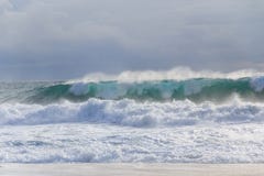 Seastorm с красивыми волнами стоковая фотография rf Seastorm с красивыми волнами стоковая фотография rf