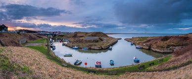 Seaton Sluice Harbour Panorama bei Sonnenuntergang stockfotos Seaton Sluice Harbour Panorama bei Sonnenuntergang stockfotos