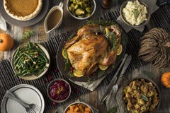 Selbst gemachtes die Danksagungs-Türkei-Abendessen Selbst gemachtes die Danksagungs-Türkei-Abendessen