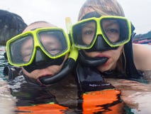 Selfie mentre immergendosi immagini stock Selfie mentre immergendosi immagini stock