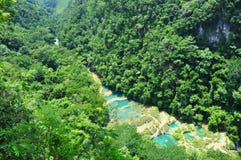 Semuc Champey, Lanquin, Guatemala, Midden-Amerika royalty-vrije stock foto Semuc Champey, Lanquin, Guatemala, Midden-Amerika royalty-vrije stock foto