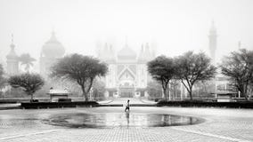 Señal blanco y negro de la arquitectura árabe foto de archivo libre de regalías Señal blanco y negro de la arquitectura árabe foto de archivo libre de regalías