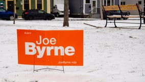Señalización de Joe Byrne de PEI NDP para la elección provincial 2019 foto de archivo Señalización de Joe Byrne de PEI NDP para la elección provincial 2019 foto de archivo