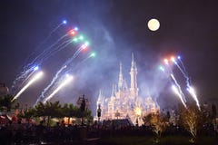 Shanghai Disney slottfyrverkeri, Kina royaltyfria foton Shanghai Disney slottfyrverkeri, Kina royaltyfria foton