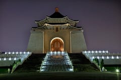 shek taipei taiwan ночи kai залы chiang мемориальное стоковое фото shek taipei taiwan ночи kai залы chiang мемориальное стоковое фото