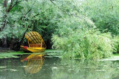 Shikara στη λίμνη DAL, Σπίναγκαρ, Jammu ένα Κασμίρ, Ινδία στοκ φωτογραφίες με δικαίωμα ελεύθερης χρήσης Shikara στη λίμνη DAL, Σπίναγκαρ, Jammu ένα Κασμίρ, Ινδία στοκ φωτογραφίες με δικαίωμα ελεύθερης χρήσης