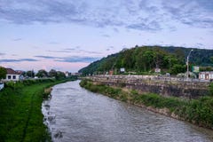 Sighisoara Ungern - Maj 17, 2019: sikt av den gamla staden i aftonen arkivfoto Sighisoara Ungern - Maj 17, 2019: sikt av den gamla staden i aftonen arkivfoto
