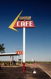 Signe de café le long de Route 66 historique photographie stock Signe de café le long de Route 66 historique photographie stock