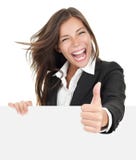 Sinal do sucesso da mulher de negócio foto de stock royalty free Sinal do sucesso da mulher de negócio foto de stock royalty free