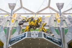 SINGAPOUR - JUILLET 20,2015 : TRANSFORMATEURS le tour : Les 3 finaux image libre de droits SINGAPOUR - JUILLET 20,2015 : TRANSFORMATEURS le tour : Les 3 finaux image libre de droits