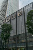 Singapur, Wrzesień - 16 2017: OUE W centrum budynek biurowy z zdjęcie stock Singapur, Wrzesień - 16 2017: OUE W centrum budynek biurowy z zdjęcie stock