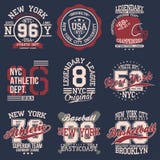 Sistema de etiquetas del vintage, tipografía del deporte atlético para la impresión de la camiseta Estilo del equipo universitari ilustración del vector Sistema de etiquetas del vintage, tipografía del deporte atlético para la impresión de la camiseta Estilo del equipo universitari ilustración del vector