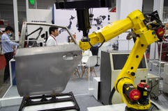 Sistema di ispezione automatico della carrozzeria di ABIS fotografia stock libera da diritti Sistema di ispezione automatico della carrozzeria di ABIS fotografia stock libera da diritti