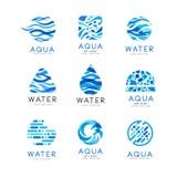 Sistema plano del vector de logotipos originales de la aguamarina Emblemas azules abstractos para las empresas de distribución de stock de ilustración Sistema plano del vector de logotipos originales de la aguamarina Emblemas azules abstractos para las empresas de distribución de stock de ilustración