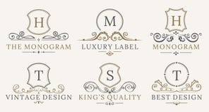 Sistema real retro del logotipo de los escudos del vintage Elementos de lujo del diseño del logotipo del calligraphyc del vector libre illustration Sistema real retro del logotipo de los escudos del vintage Elementos de lujo del diseño del logotipo del calligraphyc del vector libre illustration