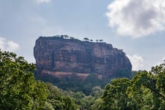 Sitio ‘fortaleza del patrimonio mundial de la UNESCO en el cielo ‘ Sigiriya Sri Lanka imagen de archivo libre de regalías Sitio ‘fortaleza del patrimonio mundial de la UNESCO en el cielo ‘ Sigiriya Sri Lanka imagen de archivo libre de regalías