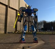 Situaci?n mech del soldado de la ciencia ficci?n en un fondo del paisaje Robot futurista militar con un verde y un metal gris del ilustración del vector Situaci?n mech del soldado de la ciencia ficci?n en un fondo del paisaje Robot futurista militar con un verde y un metal gris del ilustración del vector