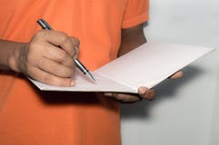 Situación del hombre de negocios y trabajo con los documentos imagen de archivo Situación del hombre de negocios y trabajo con los documentos imagen de archivo